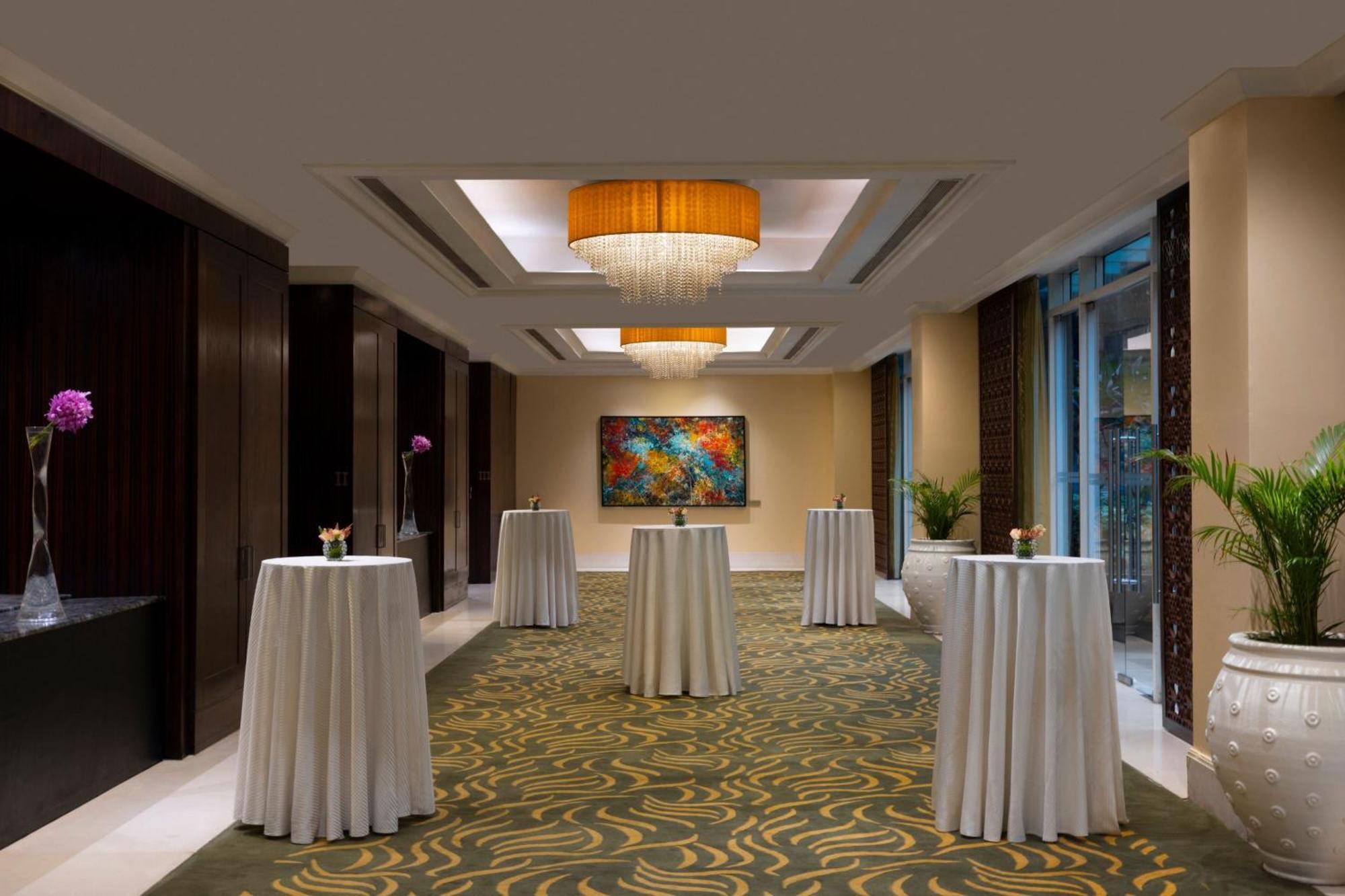 The Ritz - Carlton, Bangalore Exterior photo